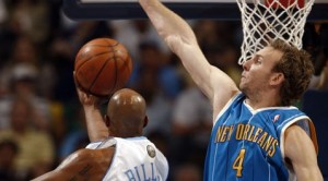 Billups leads Nuggets over Hornets 