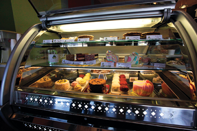 New frozen yogurt, cupcake shop opens in AF 