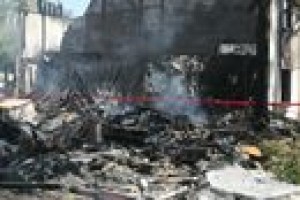 Explosion levels Phoenix apartment building 