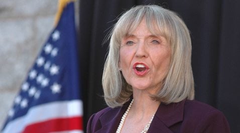 Brewer promises state economic stimulus 