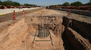 Pedestrian bridge to be built over Loop 101 