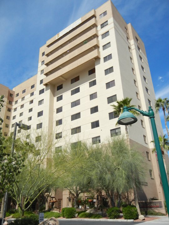 Courtyard Towers