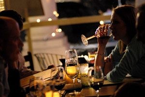 New wine bars and bistros eschew formailty 