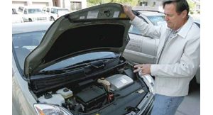 Gas prices, geopolitics fuel alternative vehicles 