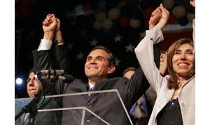 Antonio Villaraigosa elected Los Angeles mayor 