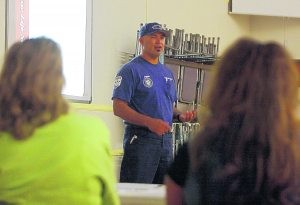 Queen Creek installing defibrillators 