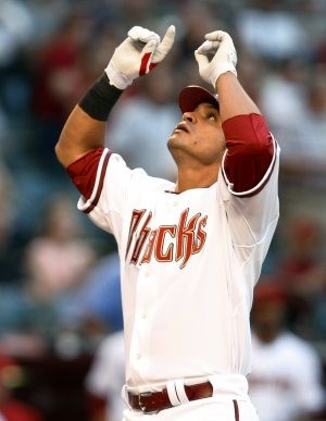 Phillips, Taveras lead Reds over D-Backs 