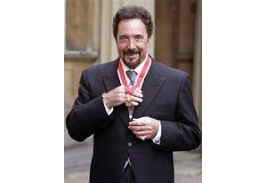 Singer Tom Jones is knighted 