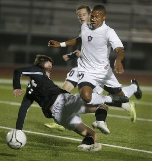 Win over Gilbert puts Hamilton into title game 