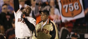 East Valley fans cheer, jeer Barry Bonds 
