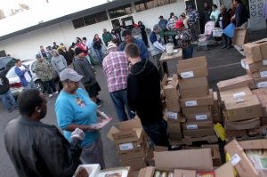 Food banks brace for busy Thanksgiving 