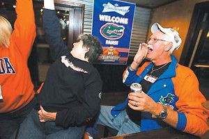 East Valley bars roll out red carpet for BCS fans 