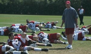 Cards hold first practice under Whisenhunt 