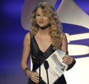 Lil Wayne leads Grammy nods with 8, Coldplay 7 