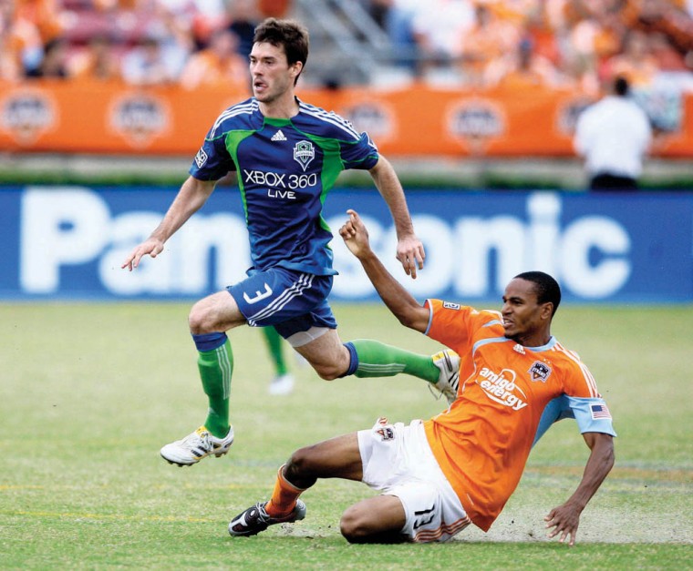 Brad Evans, Ricardo Clark