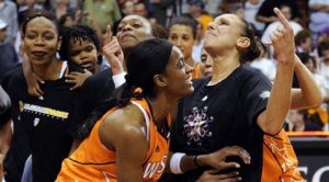 Cash leads West to win in All-Star game 
