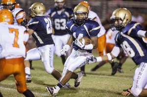 Football: DV vs Corona
