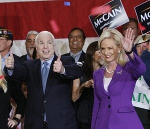 McCain beats Romney to win Fla. primary 