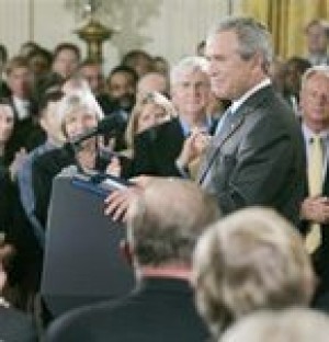 Bush acknowledges secret CIA prisons 