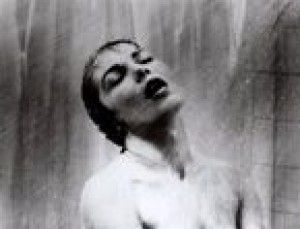 'Psycho' actress Janet Leigh dies at 77 