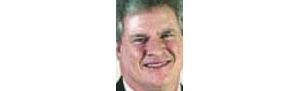 Fraud probe names state treasurer Petersen 