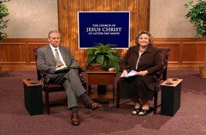 Interest puts Mormons in spotlight 