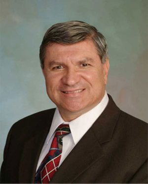 Gilbert school board member Dunham resigns 