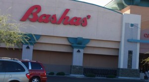 Judge: Bashas' can include union threats in suit 