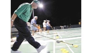 'Shuffleboard Bob' lures tourney to Mesa 