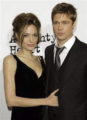 Jolie lawyer takes fall for media snafu 