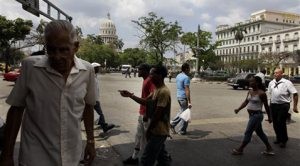 U.S. eases Cuban travel, money restraints 