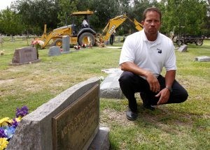 Cemetery landscapers honor the dead, soothe the living 