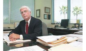 Manager’s review stirs Chandler political pot 