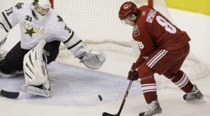 Enjoy hockey in Glendale — while it lasts 