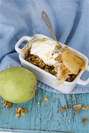 Food Healthy Pear Crisp