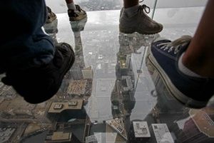 Sears Tower unveils 103rd floor glass balconies 