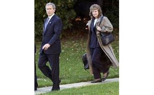 Bush chooses Miers for Supreme Court 
