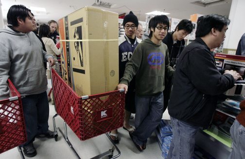 Retailers open doors, offer online deals on Thanksgiving 