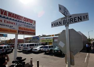 Federal agents raid Phoenix shuttle service 