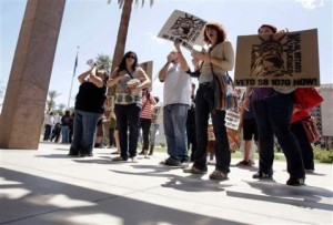 House approves sweeping immigration bill 