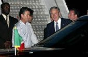 Bush, Fox, Harper discuss economic issues 