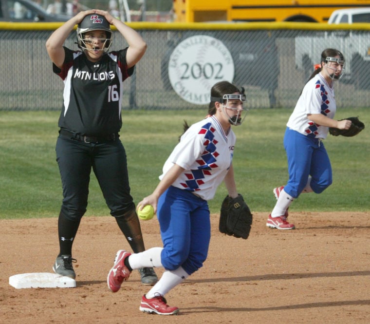 Mountain View at Red Mountain Softball 
