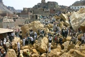 Rock slide in Cairo shantytown kills 24 