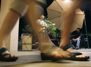 'Second Friday' brings night life to Mesa 