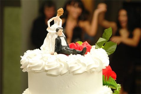 Men get economic boost from marriage 