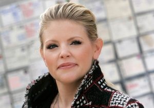Dixie Chicks singer sued for defamation 