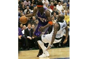 Suns pick up road win over Timberwolves 