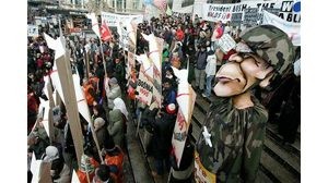 Bush urging allies to move beyond Iraq 
