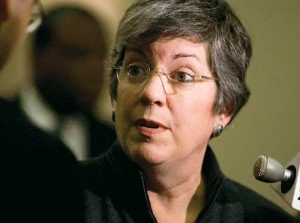 Governor signs illegal immigration bill 