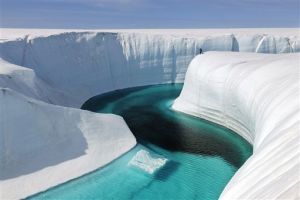 Birthday Canyon, Greenland ice sheet